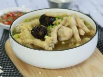 Sinh mổ ăn thịt gà được không? Sau sinh mổ bao lâu