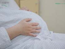 Hành trình vượt hơn 100km đi đẻ của mẹ bầu mang song thai mắc phải thiếu ối