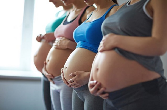 Cơ thể mẹ bầu có nhiều thay đổi, trái tim cần đập nhanh hơn để cung cấp đủ oxy và dưỡng chất nuôi bé.