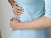 đau đớn bụng dưới bên phải ở phụ nữ đang mang thai có nguy hiểm không?