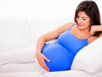 phụ nữ mang thai ra nhiều khí hư là tại sao?