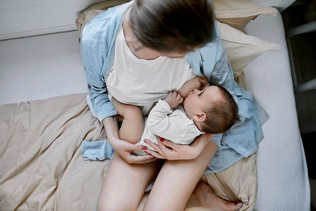 Tình trạng sau sinh mất ngủ khiến các mẹ bỉm kiệt sức
