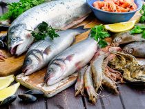 Phụ nữ mắc u xơ tử cung có nên ăn hải sản không?