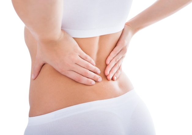 đặt vòng bị đau lưng phải làm sao