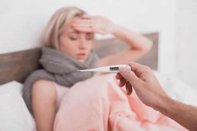 Tắc tia sữa phát sốt sẽ tiếp diễn cho đến khi mẹ khơi thông được dòng sữa