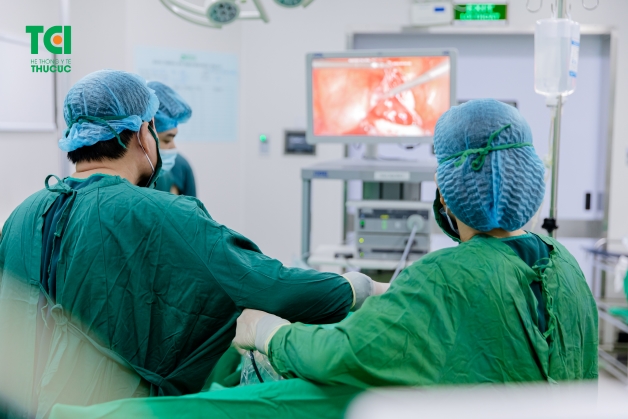 chửa ngoài dạ con có thấy kinh không phải tìm hiểu