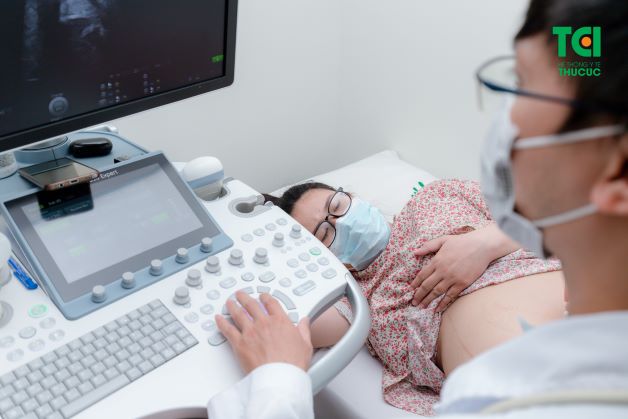 U nang buồng trứng khi có thai thường được phát hiện qua các kỳ siêu âm thai 
