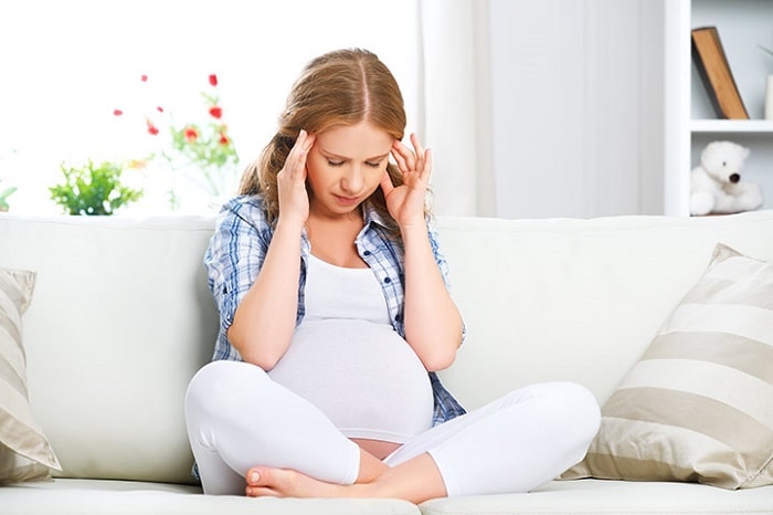 Các mẹ bầu thậm chí còn gặp phải những cơn đau đầu khi mang thai 3 tháng cuối cùng