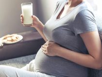 Mang thai 3 tháng đầu nên uống sữa gì?