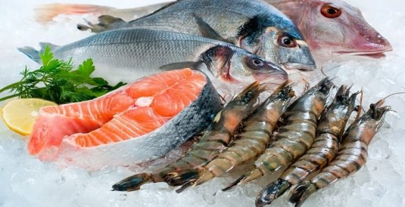 Sau sinh mổ bao lâu thì được ăn hải sản?