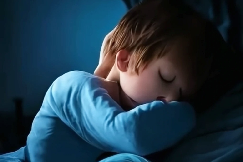 Cha mẹ chú ý căn bệnh ngưng thở lúc ngủ ở trẻ, di chứng rất nghiêm trọng - 1