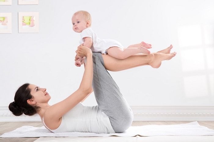 Sau sinh có nên tập gym?